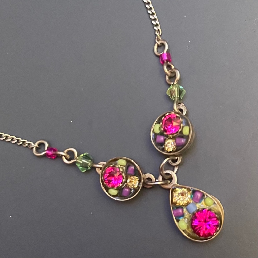 NEW FIREFLY NECKLACE